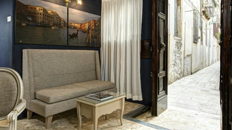 Gkk Exclusive Private Suite Venezia Luaran gambar